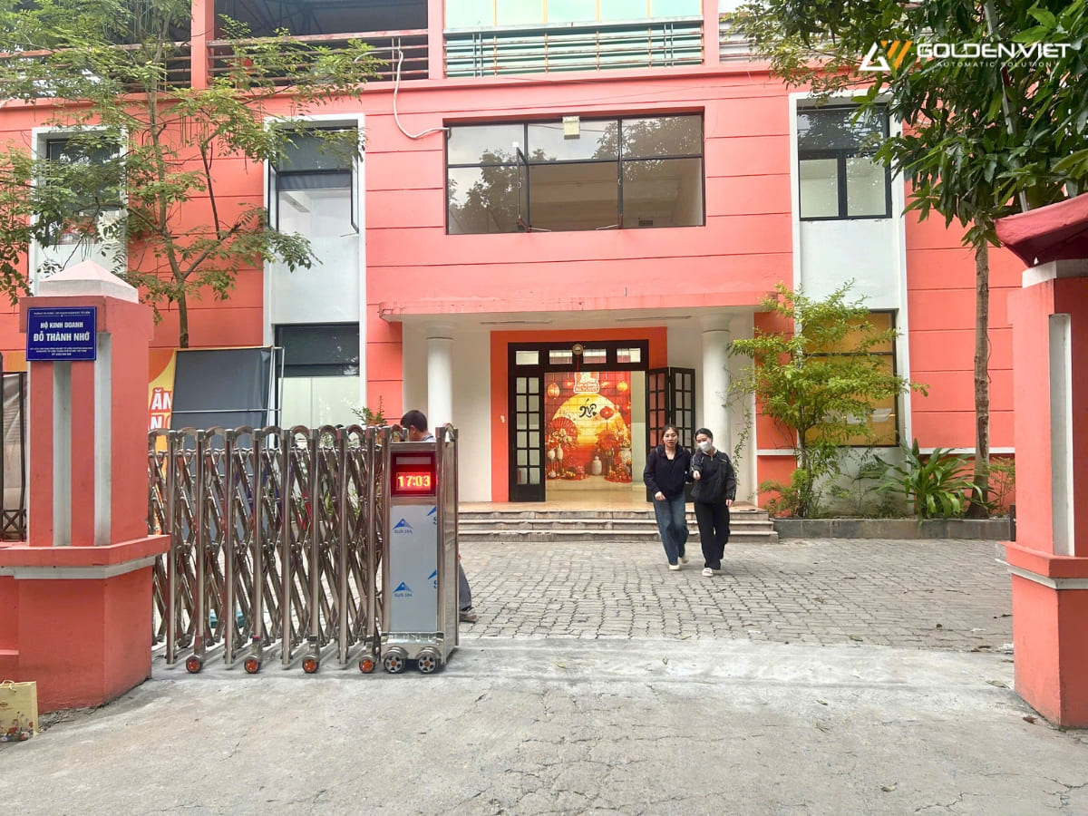 Công trình lắp đặt cổng xếp inox 304 tại Cụm Công Nghiệp Từ Liêm, Hà Nội