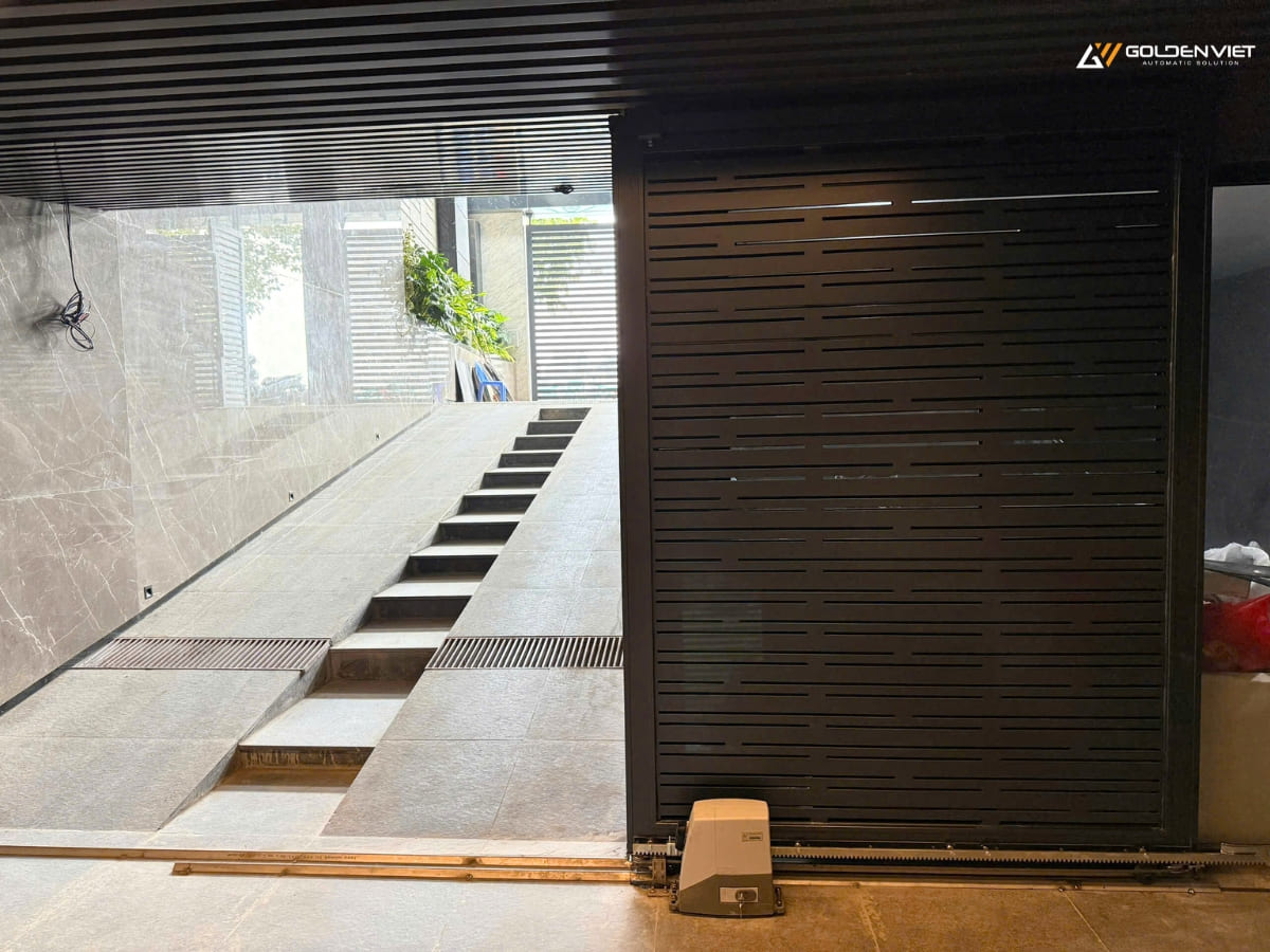 Lắp đặt 02 bộ Cổng trượt Tele tự động tại Quảng An, Tây Hồ