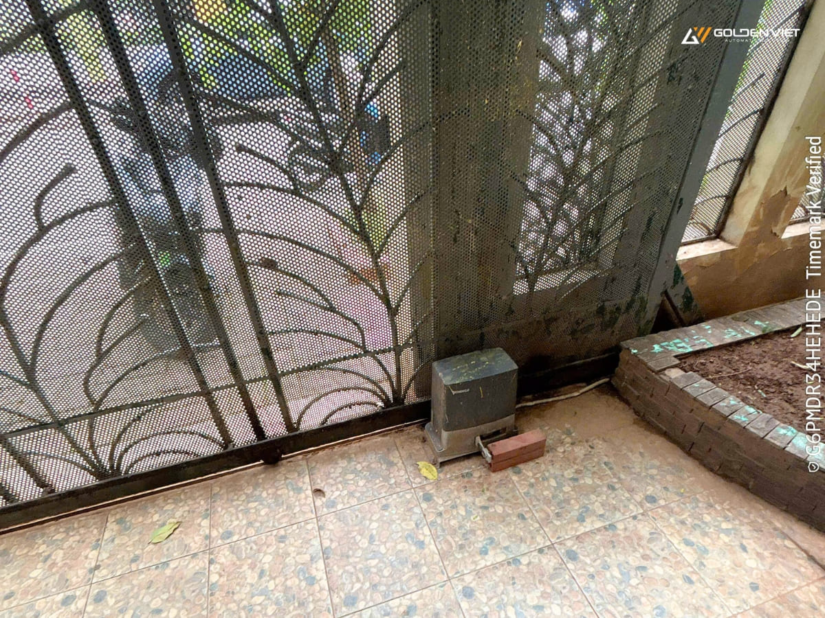 Hướng dẫn bôi trơn cổng tự động đúng kỹ thuật, tăng độ bền