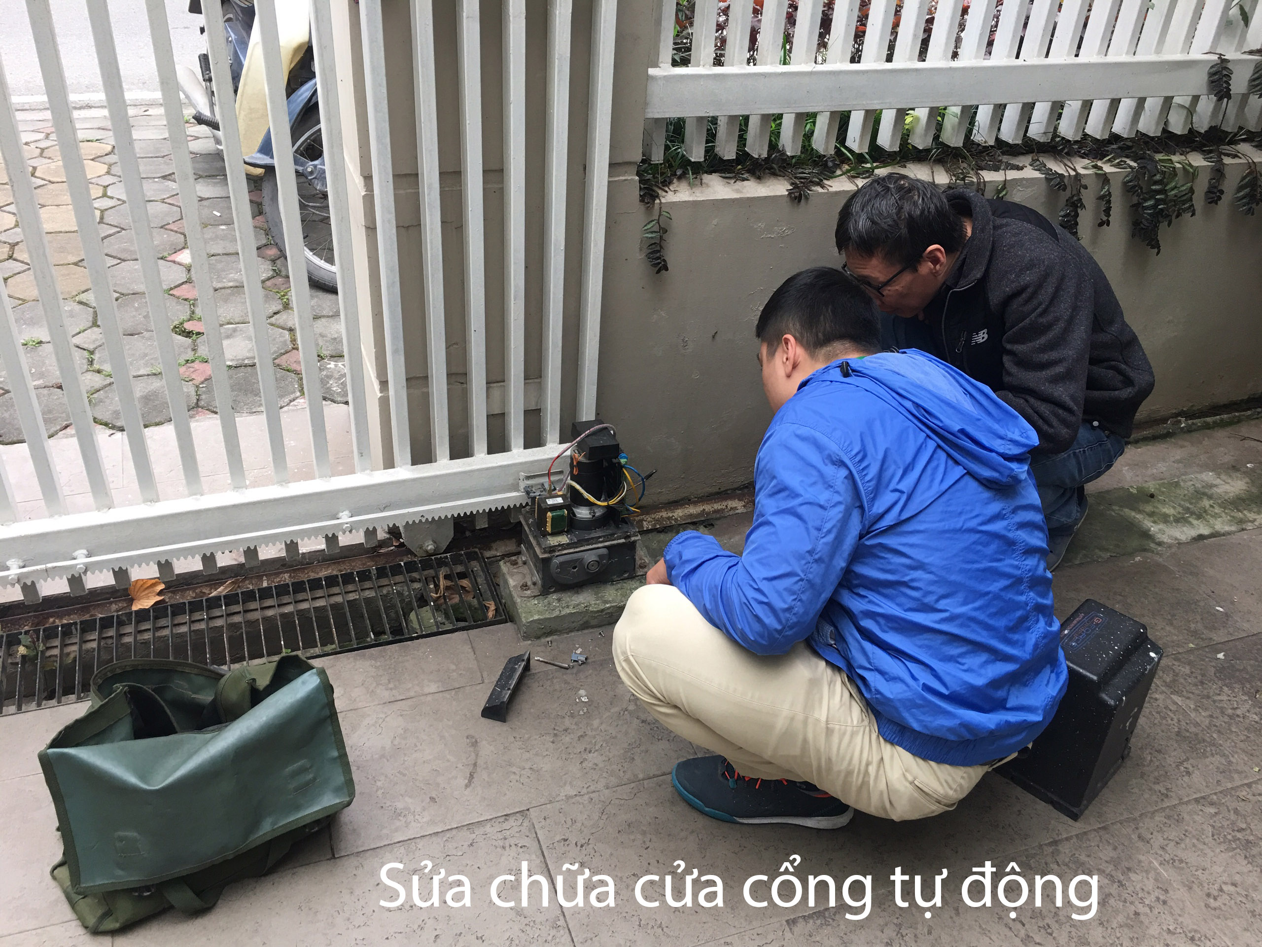 Sửa chữa cửa cồng tự động 