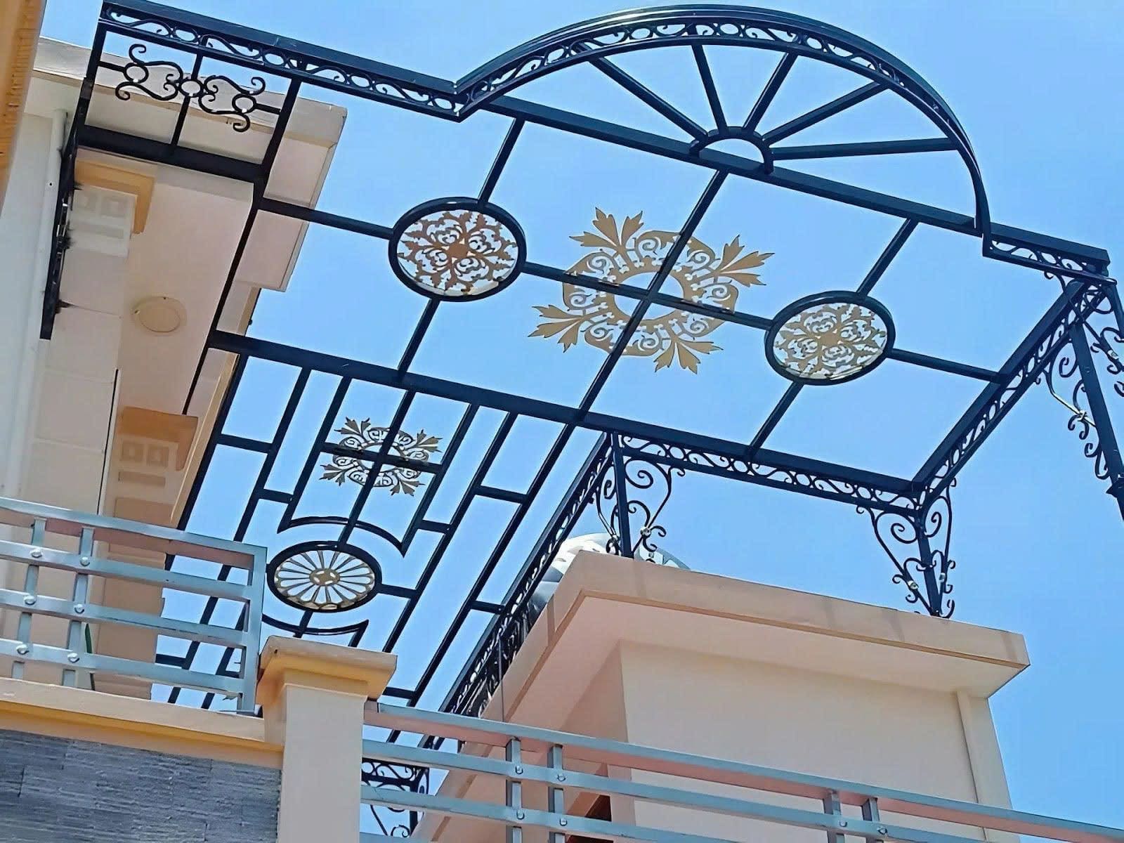 Thiết Kế Mái Kính CNC