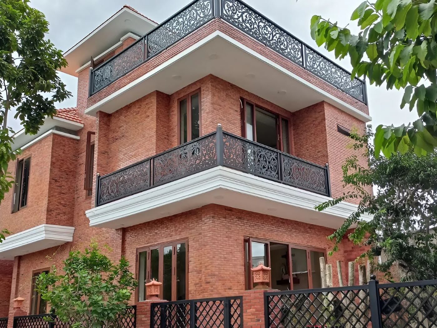 Lan Can Sắt Sân Thượng