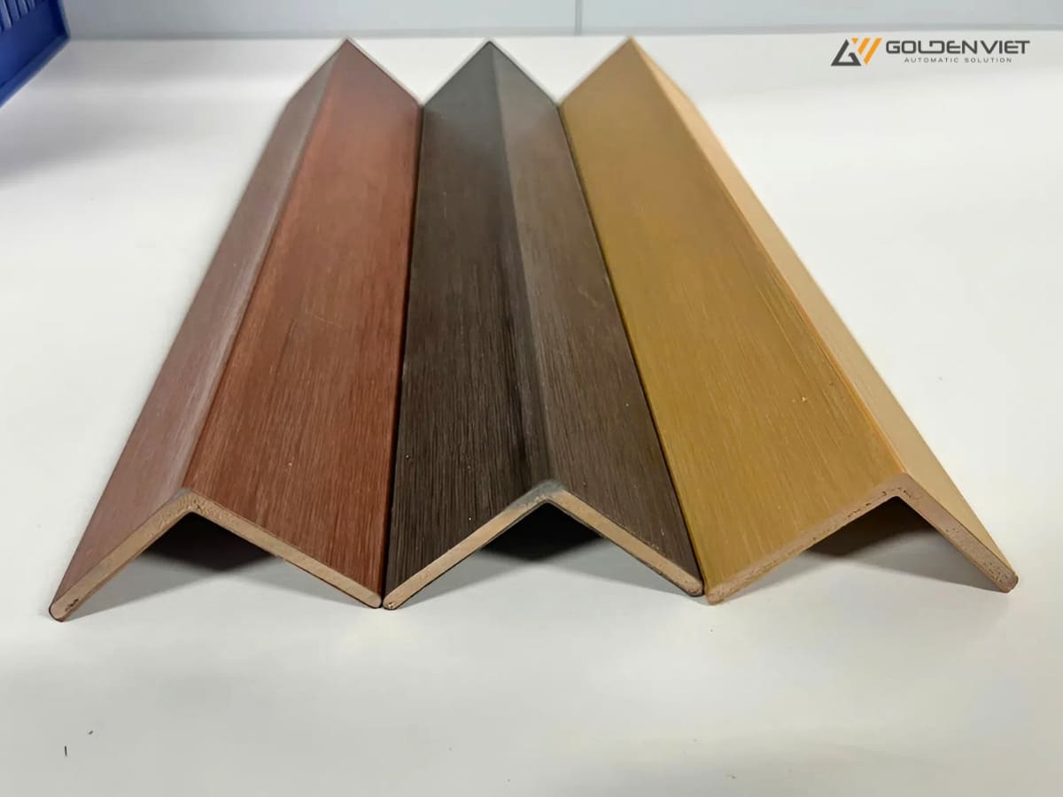 Nẹp V nhựa ASA 45×45