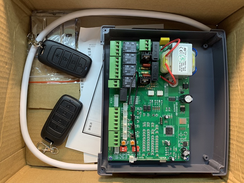 Sửa mạch cửa cổng xếp