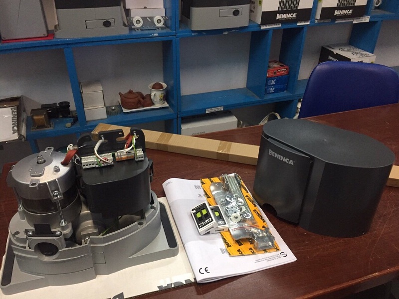 Phụ kiện cổng trượt tự động