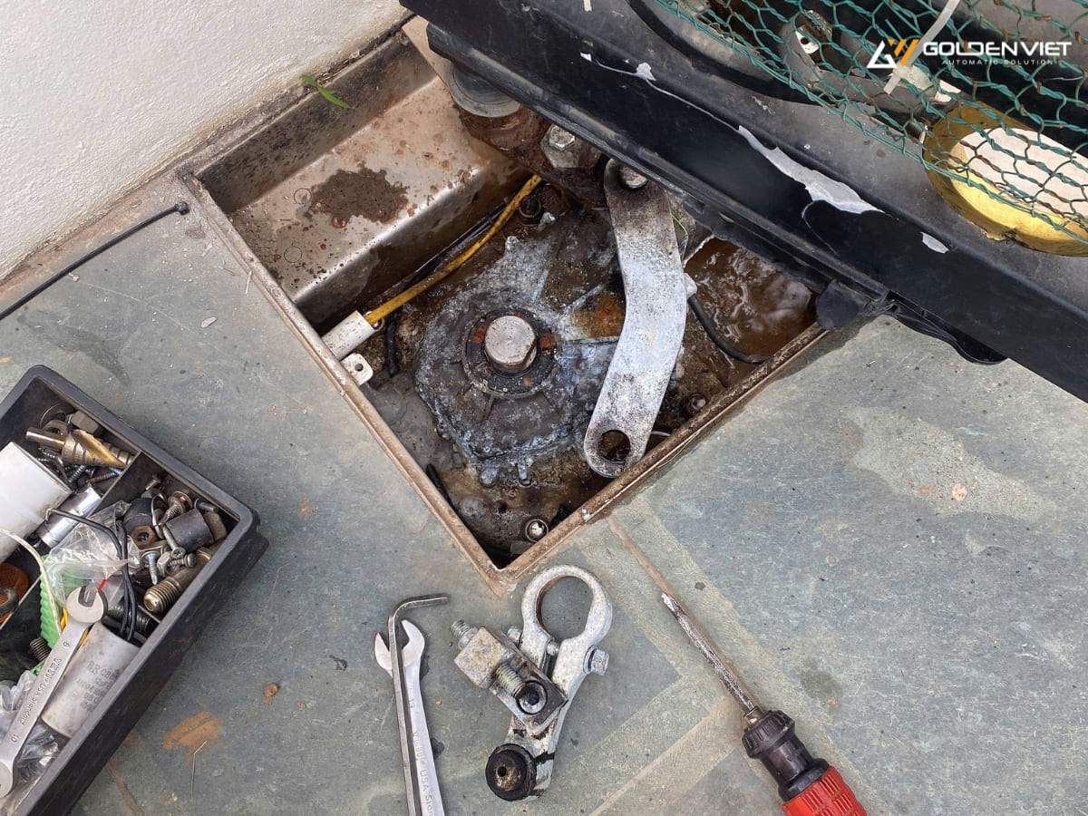 Phát hiện sớm các lỗi khi bảo dưỡng cổng tự động