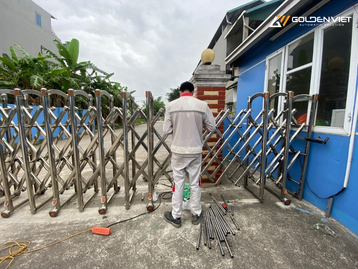 Bảo hành sửa chữa cổng xếp tại Thái Nguyên