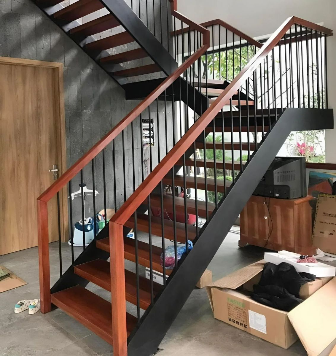  lan can sắt cầu thang phổ biến