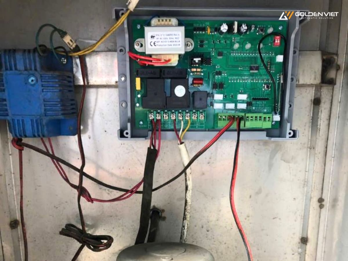 Cổng xếp hỏng bo mạch