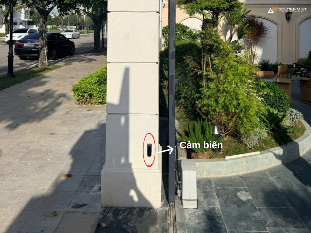 Nguyên nhân gây ra sự cố cổng tự động - Cảm biến an toàn có thể bị che phủ