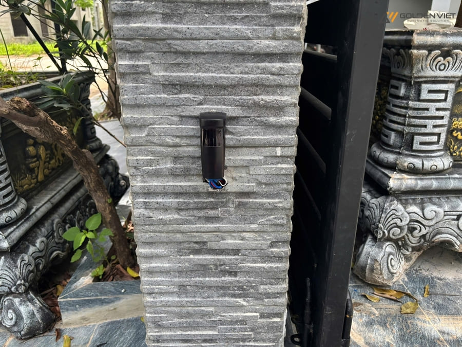 Cảm biến an toàn hồng ngoại đi kèm