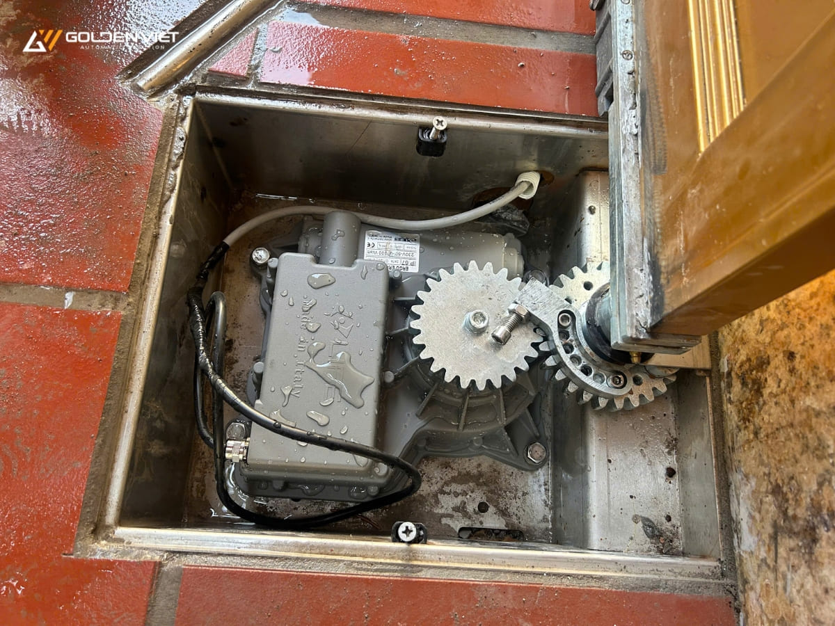 Bộ motor âm sàn lắp cơ cấu cổng 180 độ