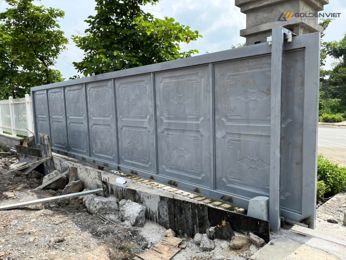 Mẫu cổng lùa khu công nghiệp