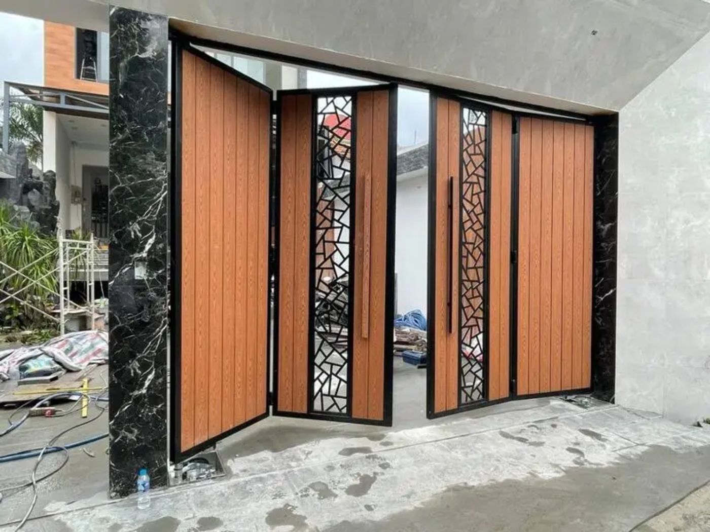 Họa tiết CNC phối chất liệu gỗ bền đẹp