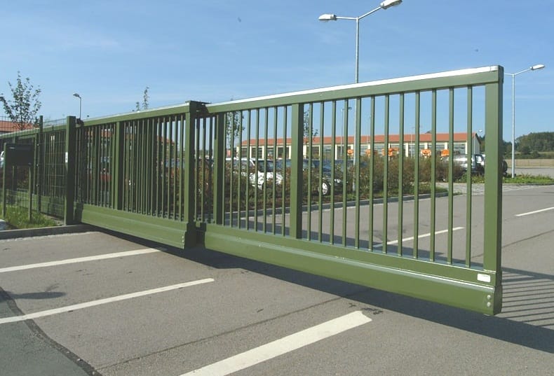 Cổng trượt khổng ray