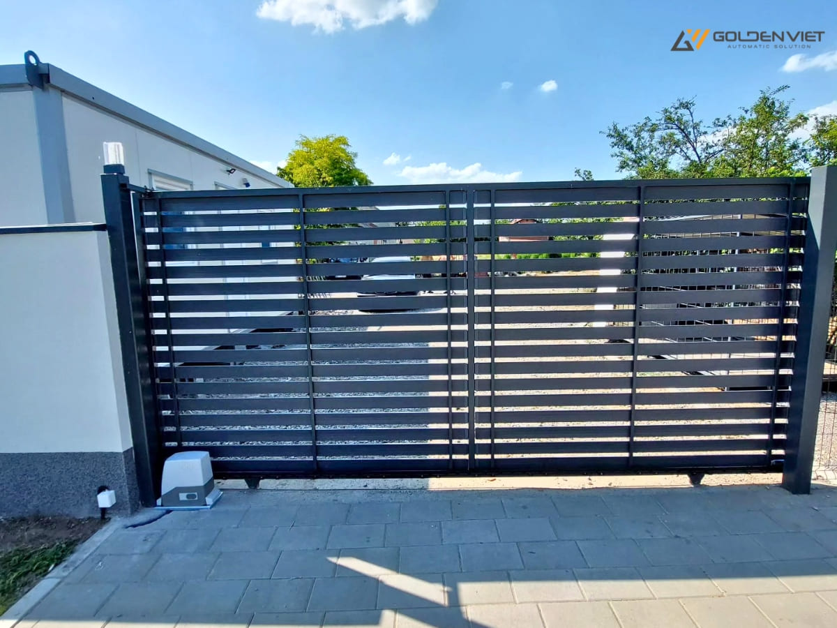 Mẫu cổng công ty đẹp - Cổng lùa