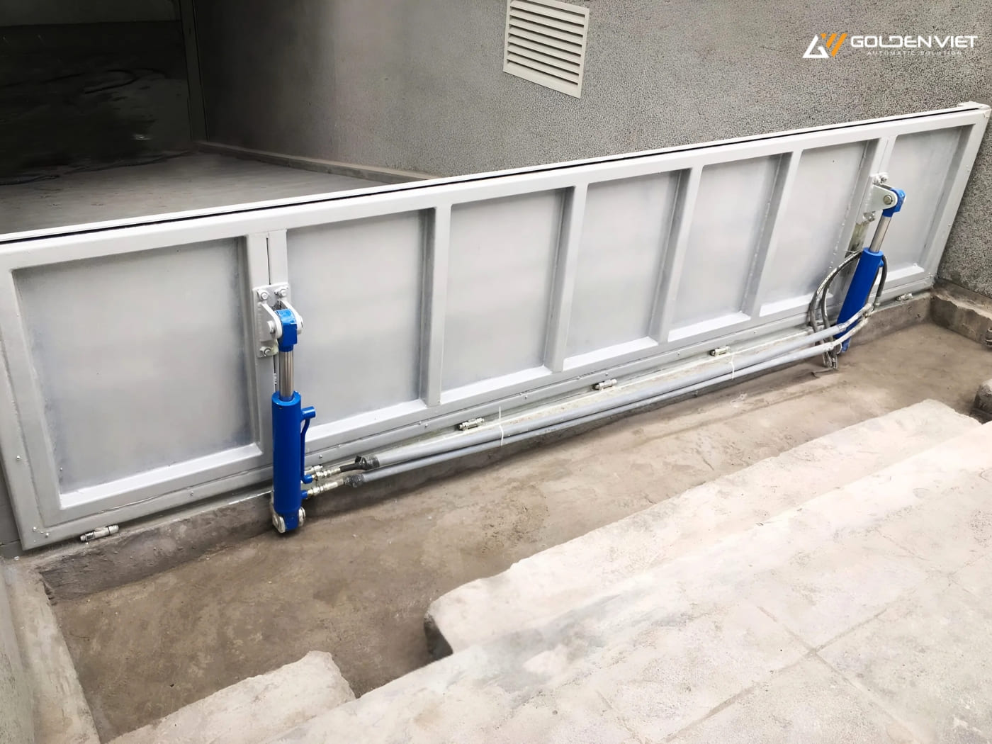 Cửa ngăn nước vào nhà tự động 
