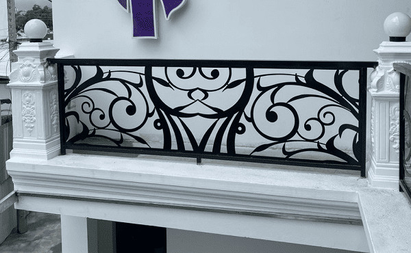Mẫu lan can sắt CNC sang trọng, tinh tế