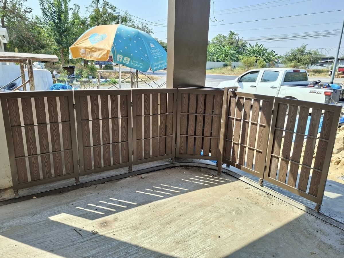 Lắp đặt cổng trượt cung tròn
