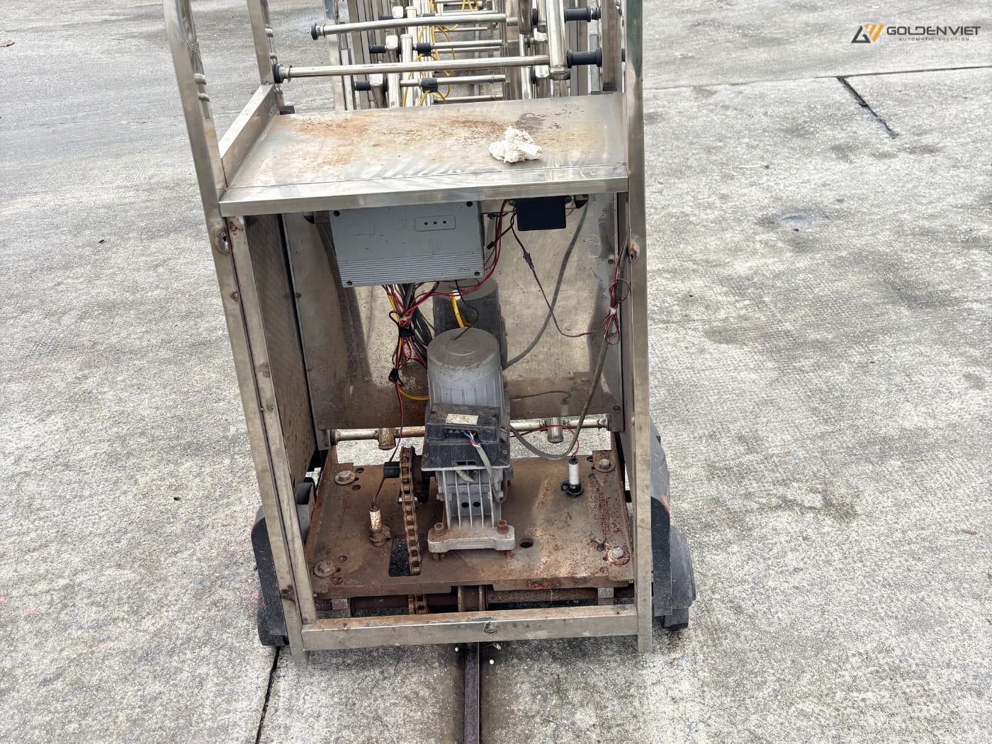 Động cơ cổng xếp