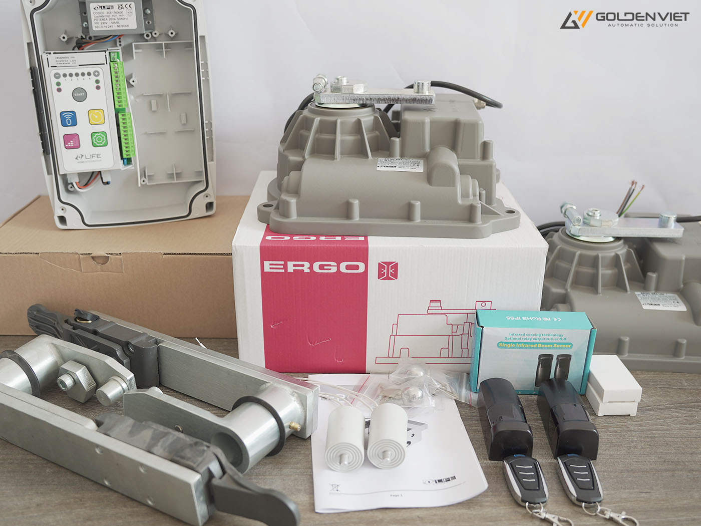 Full bộ động cơ cổng âm sàn tự động Life 230V