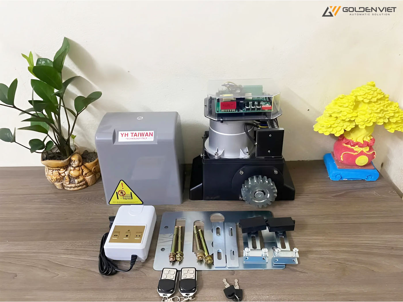 Golden Việt cung cấp động cơ cổng trượt tự động YH 2000 chính hãng