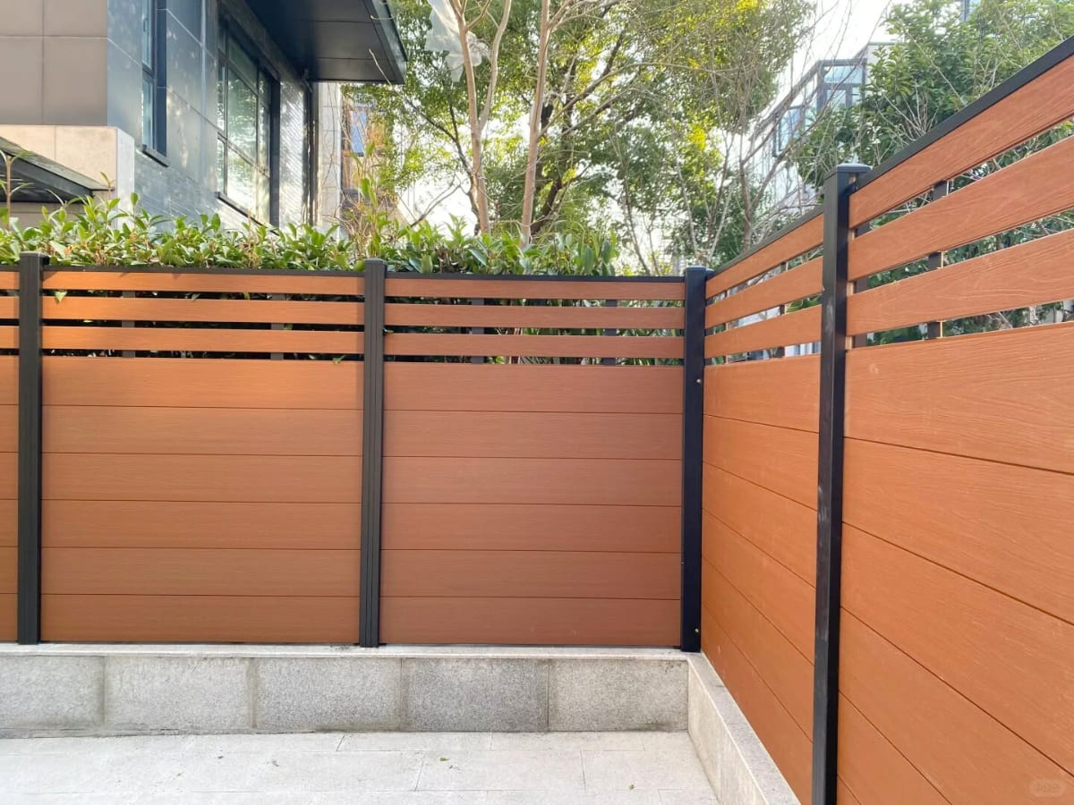 Hàng gào gỗ nhựa giúp tăng cường an ninh cho ngôi nhà