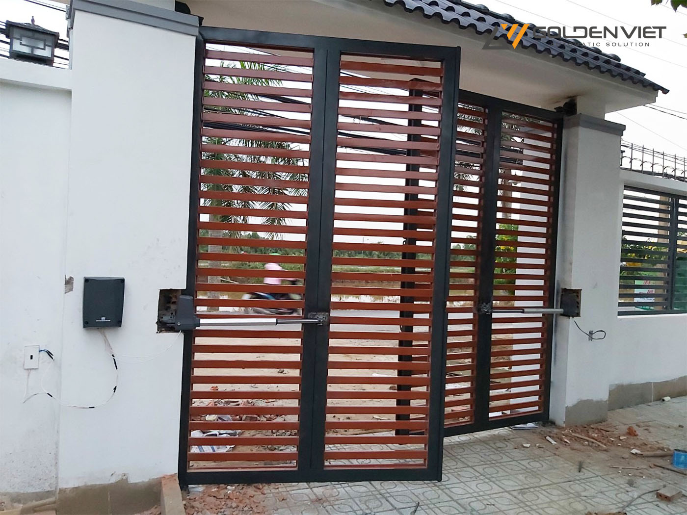 Lắp cổng tay đòn Beninca Bill 30M cho cổng sắt mở 2 cánh