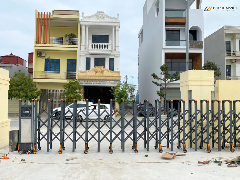 Kích thước cổng xếp phù hợp cho công trình