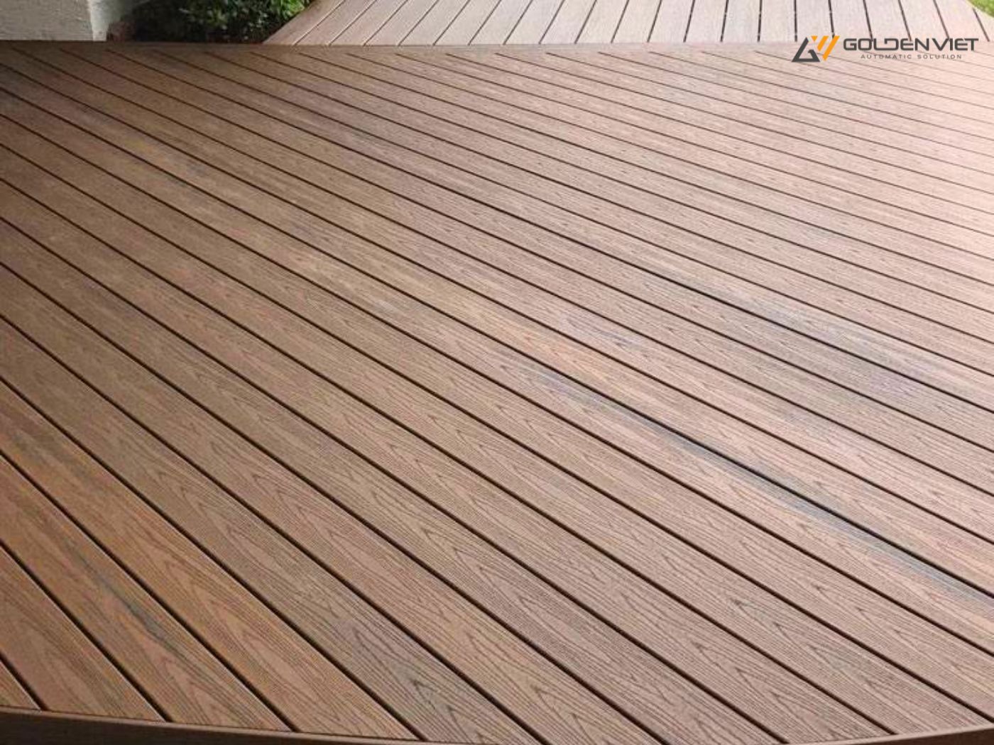 Sàn nhựa giả gỗ có độc hại không? Kiểm tra thành phần lõi