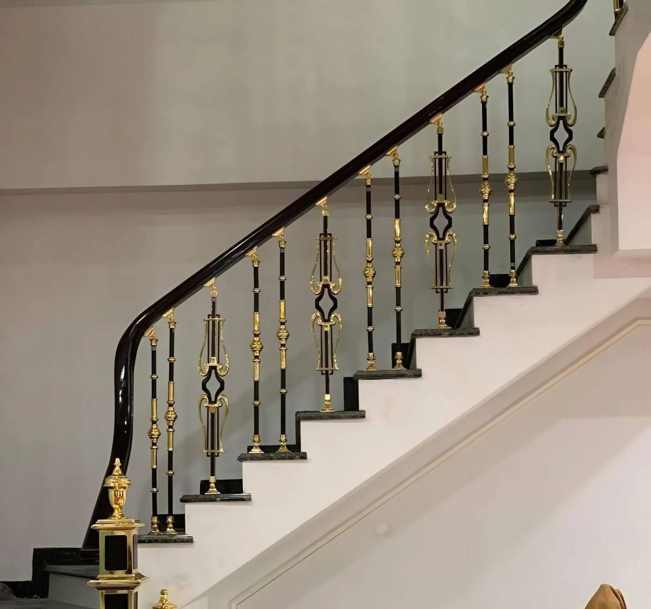 Lan can sắt cầu thang đẹp