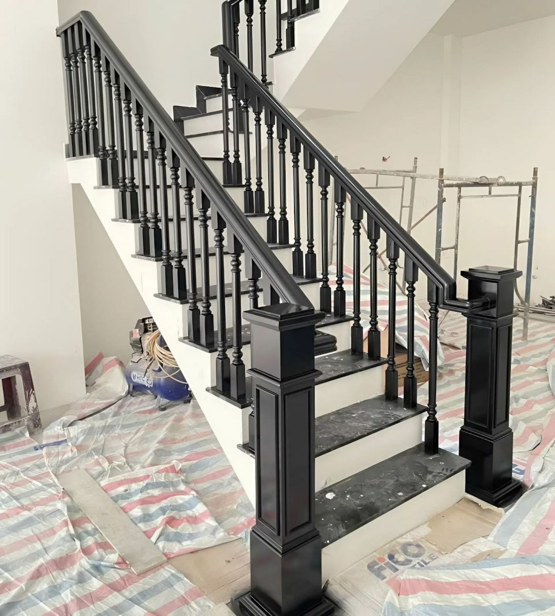 Mẫu lan can sắt cầu thang thanh lịch