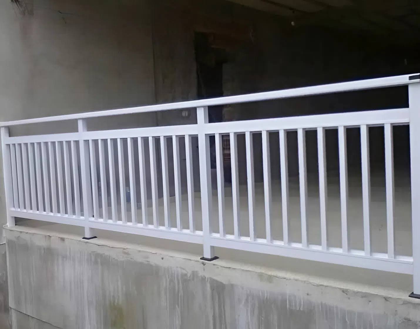 Lan can sắt hộp đẹp, bền