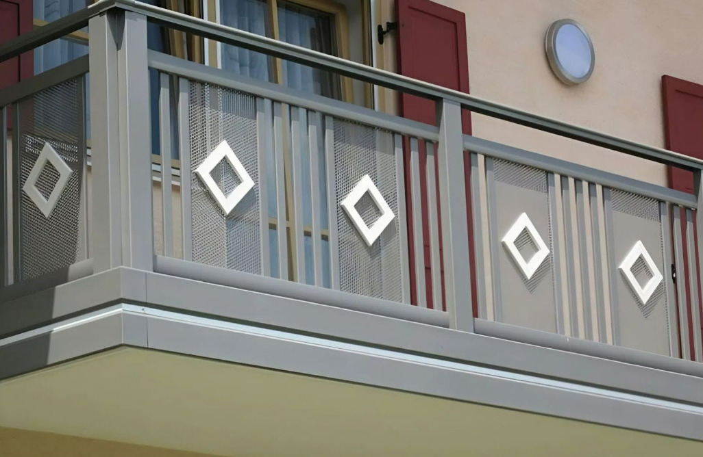 Lan can sắt hộp đơn giản cho nhà ống