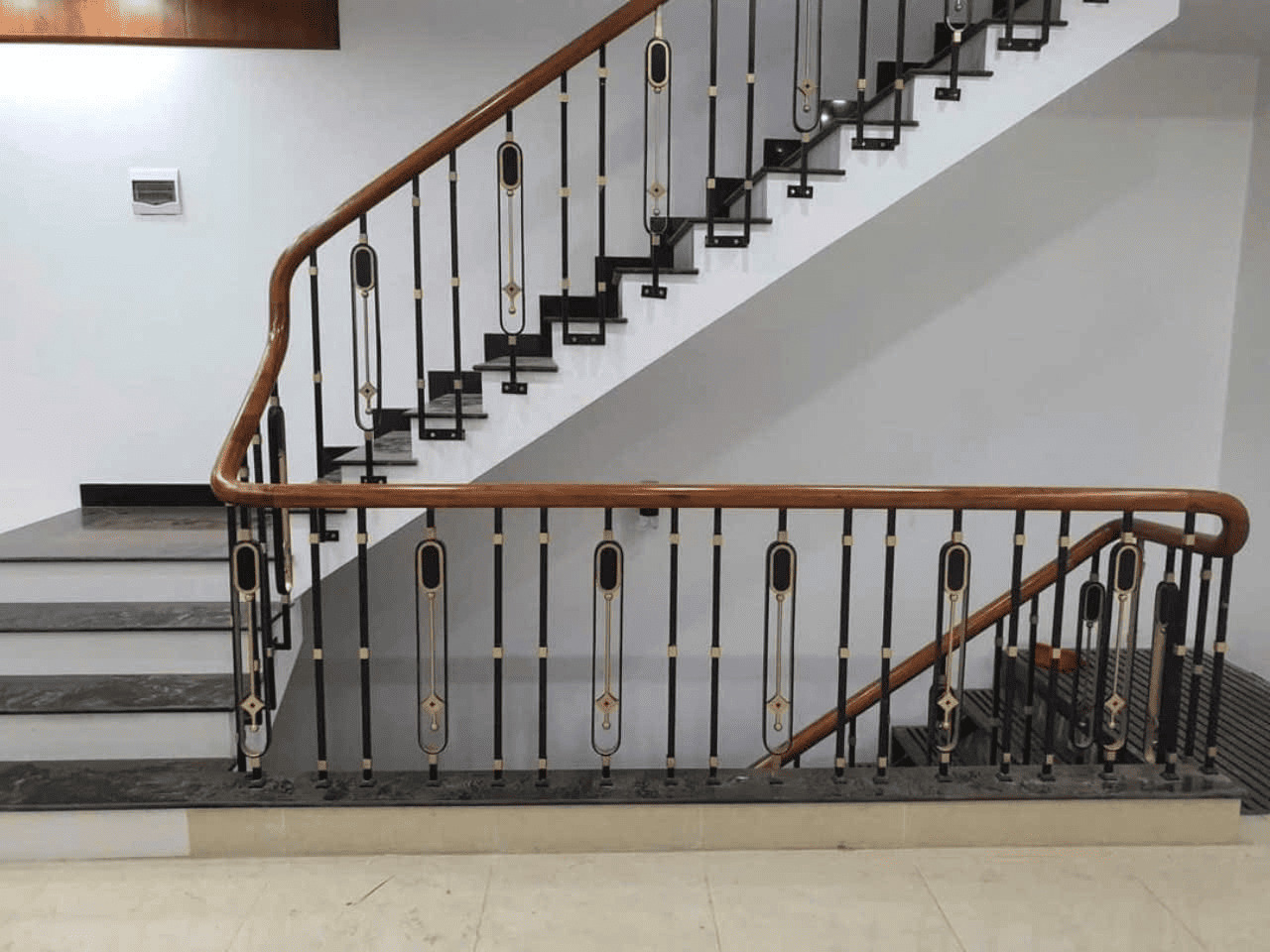 Mẫu lan can ban công sắt đẹp