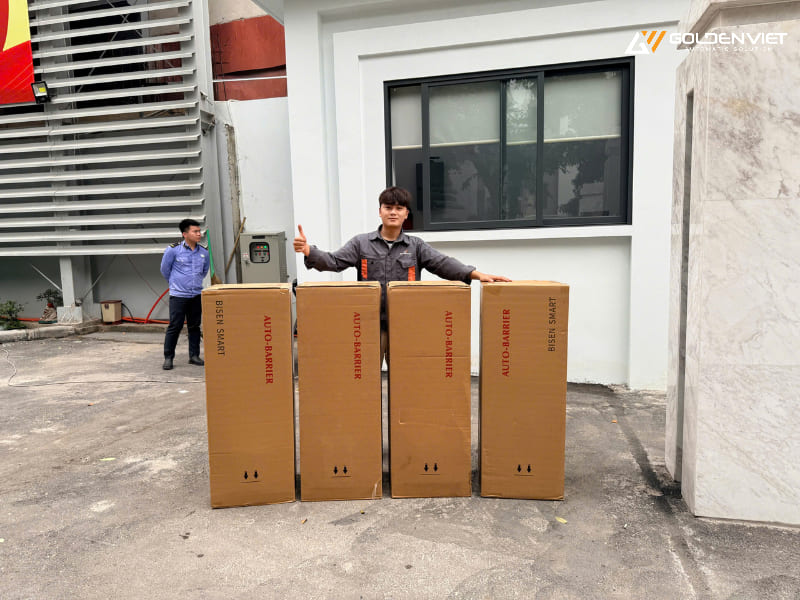 4 bộ barie được vận chuyển nguyên vẹn