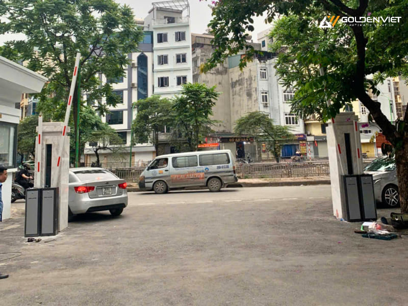 Hoàn thiện lắp đặt barie