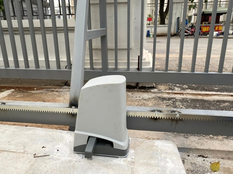 Lắp đặt motor cổng lùa giá rẻ tại Viện Kiểm Sát