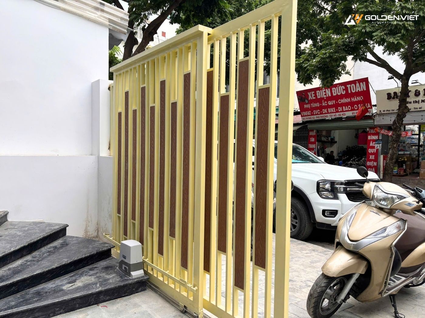 Cổng trượt tự động 2 cánh tiện lợi