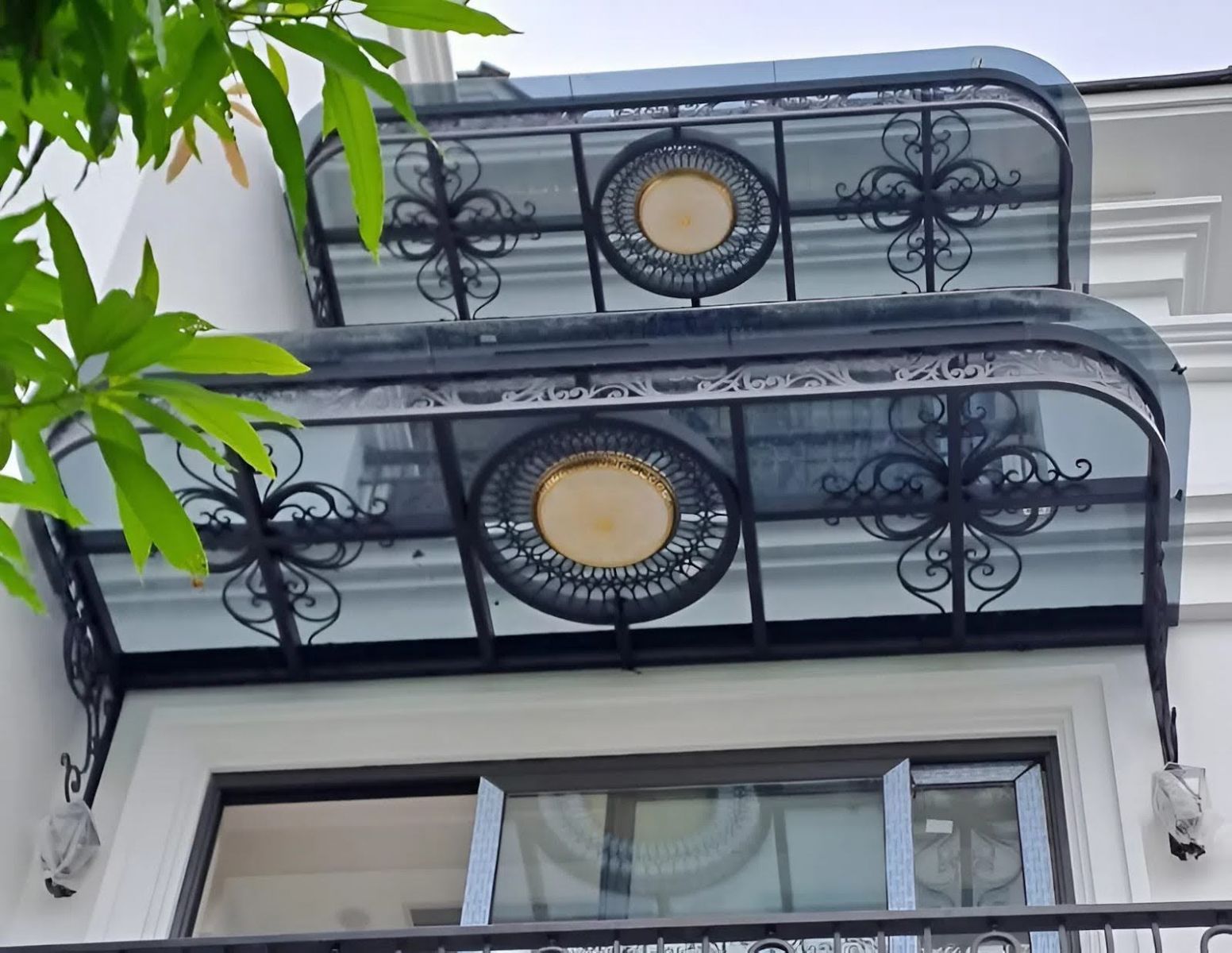 Lựa chọn mái kính sắt mỹ thuật