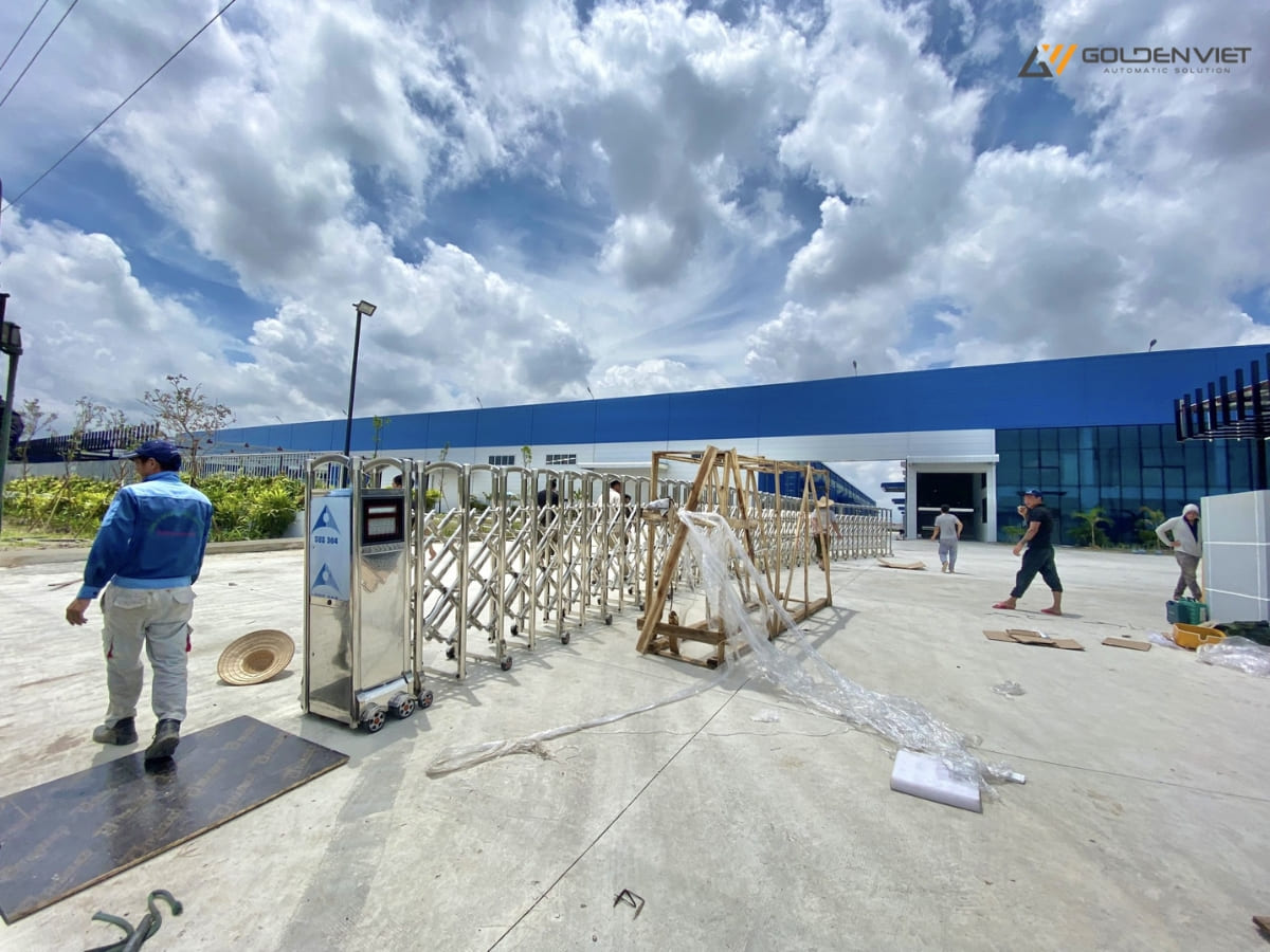 lựa chọn mẫu cổng nhà máy phù hợp