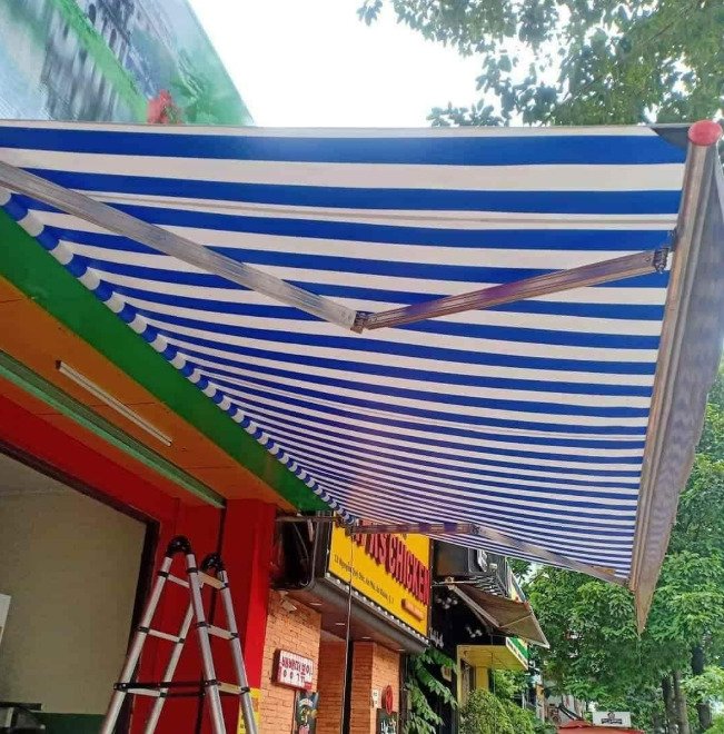 Mẫu mái che sân trước nhà đẹp