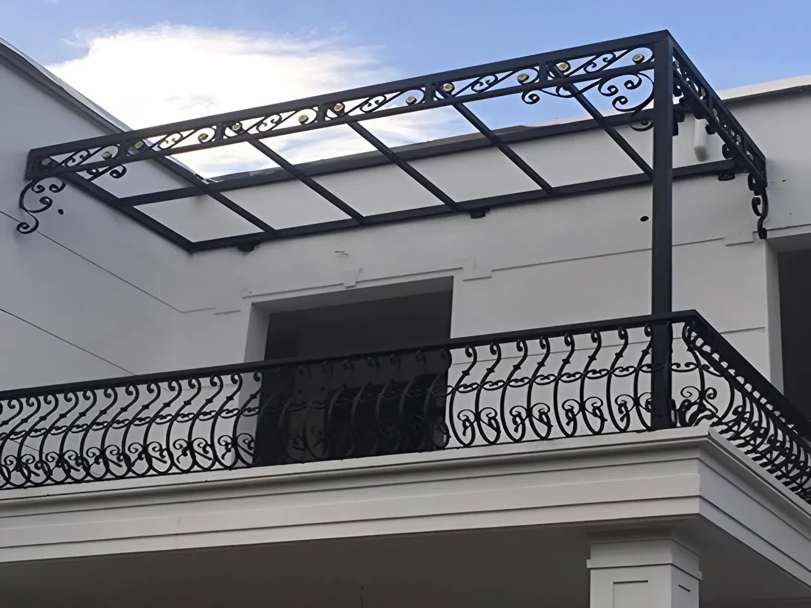 Mẫu mái kính sân thượng đẹp