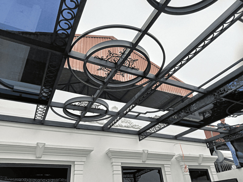 Mẫu mái kính sân thượng đẹp