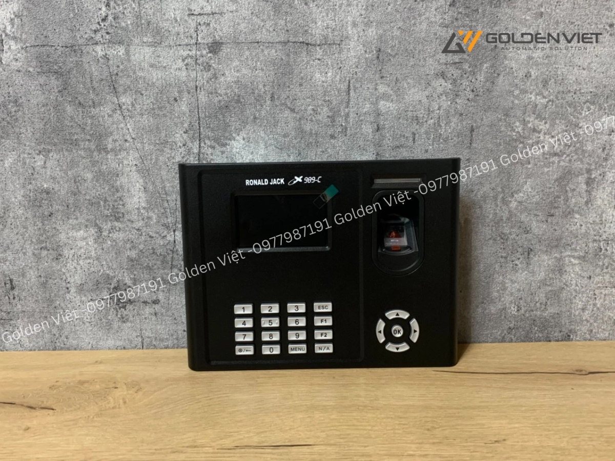 Khắc phục lỗi mất dữ liệu máy chấm công