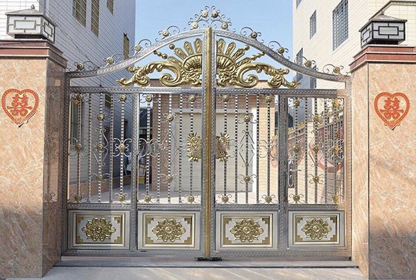 Mẫu cổng inox 304 3 cánh nghệ thuật