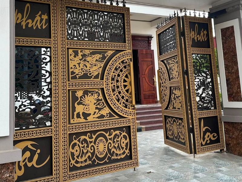 Mẫu cổng sắt màu đồng