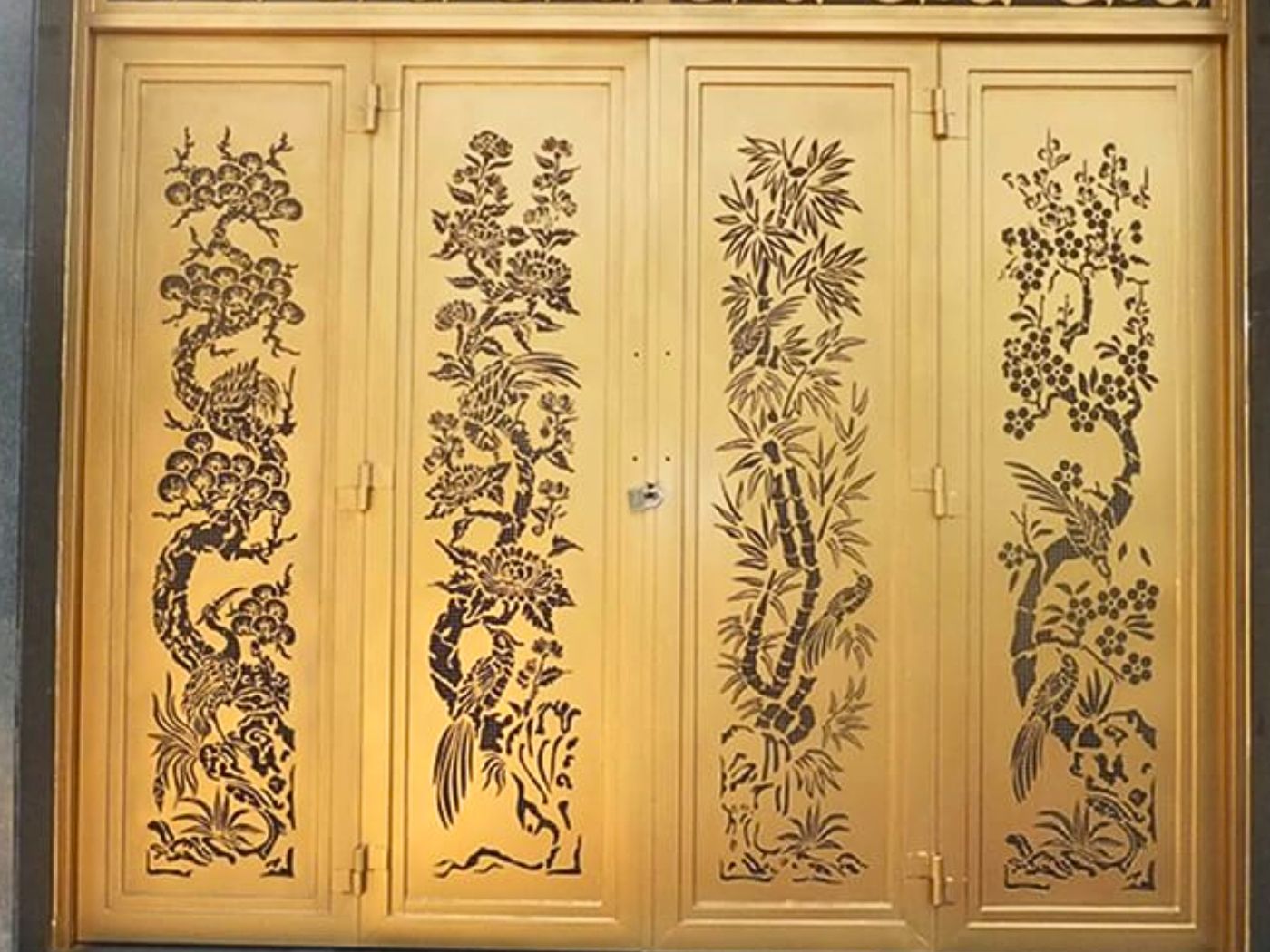 Chi phí làm mẫu cổng Tùng Cúc Trúc Mai