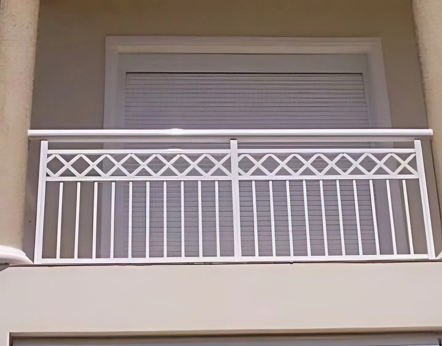 Mẫu lan can sắt hộp phổ biến