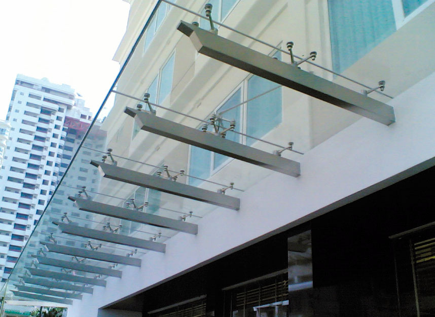 Mẫu mái kính cường lực bền đẹp